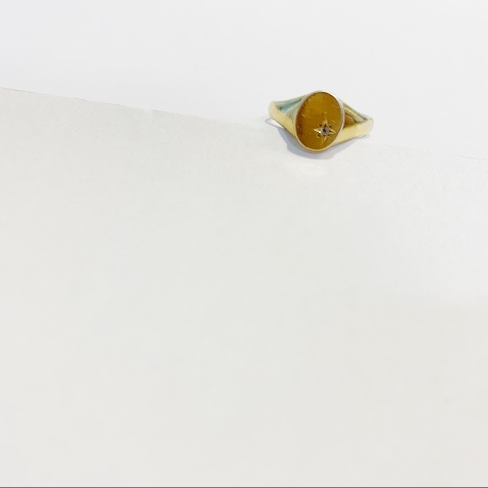 Mejuri Star Signet Ring 💫